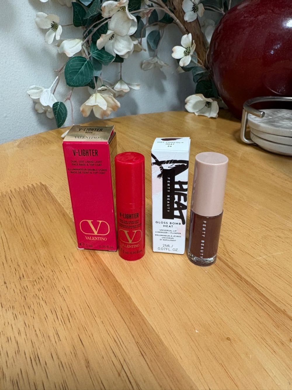 Bundle of 2 ~Valentino V-Lighter Rosa 0.16oz & Fenty Gloss Bomb Hot Chocolit 2ml
